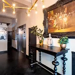 Sint Nicolaas Hotel 4*