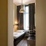 Sint Nicolaas Hotel 4*